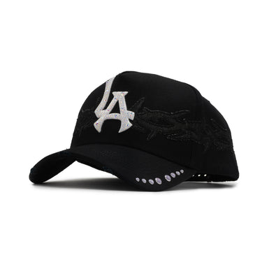 31 HATS TAKE NOTES - LA THORNS